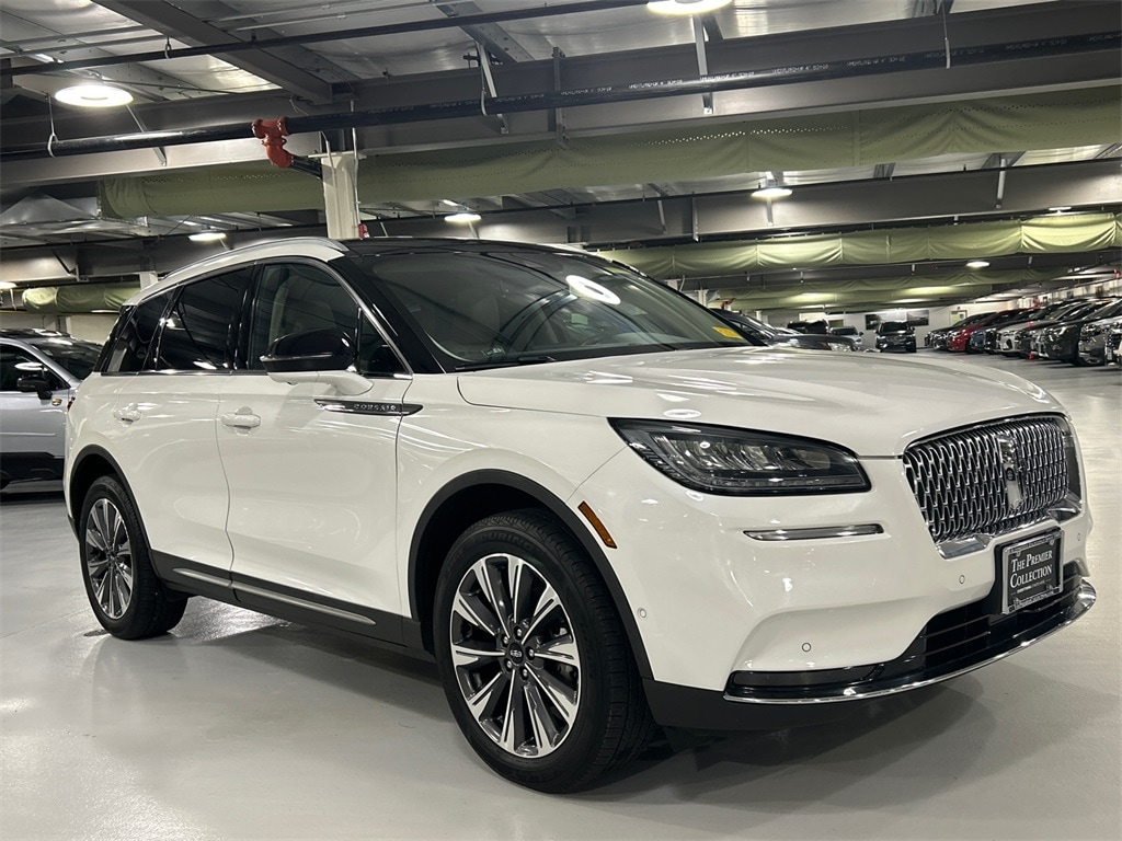 2021 Lincoln Corsair Reserve's photo