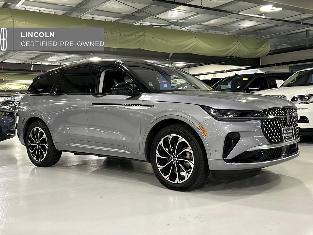 2024 Lincoln Nautilus Reserve AWD's photo