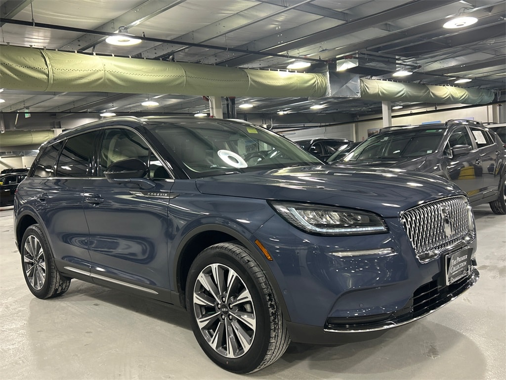 2022 Lincoln Corsair Reserve's photo