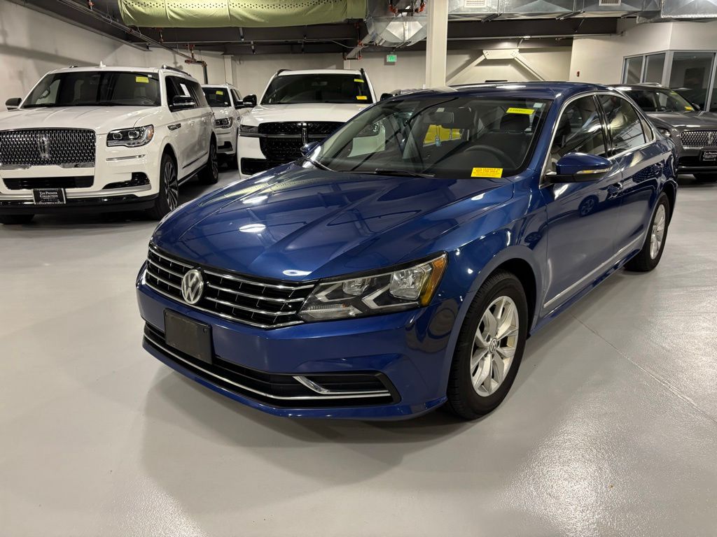 2017 Volkswagen Passat 1.8T S Auto's photo