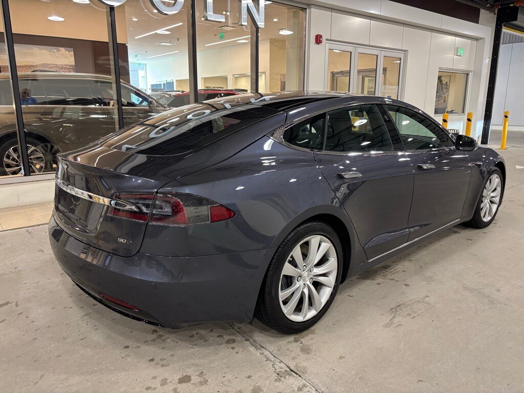 2017 Tesla Model S 90D photo 3