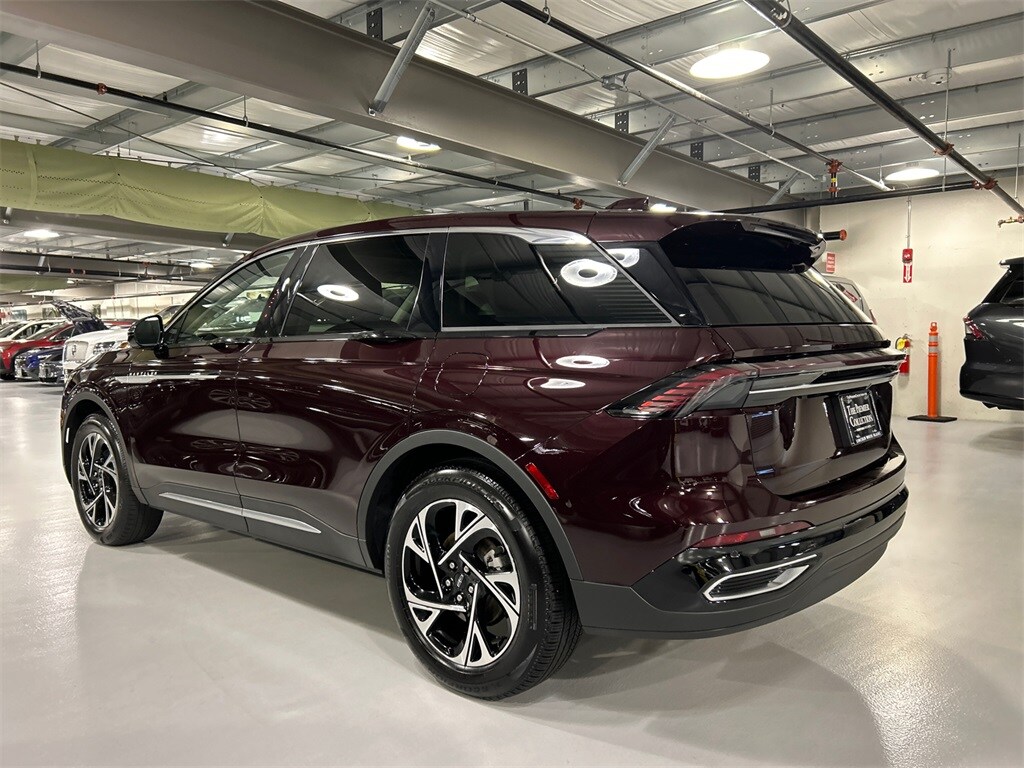 2025 Lincoln Nautilus Premiere photo 4