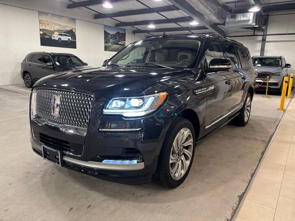 Used 2024 Lincoln Navigator L Reserve SUV