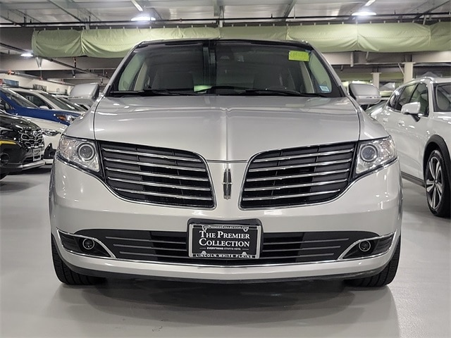 Used 2019 Lincoln MKT Reserve with VIN 2LMHJ5AT3KBL03362 for sale in Elmsford, NY