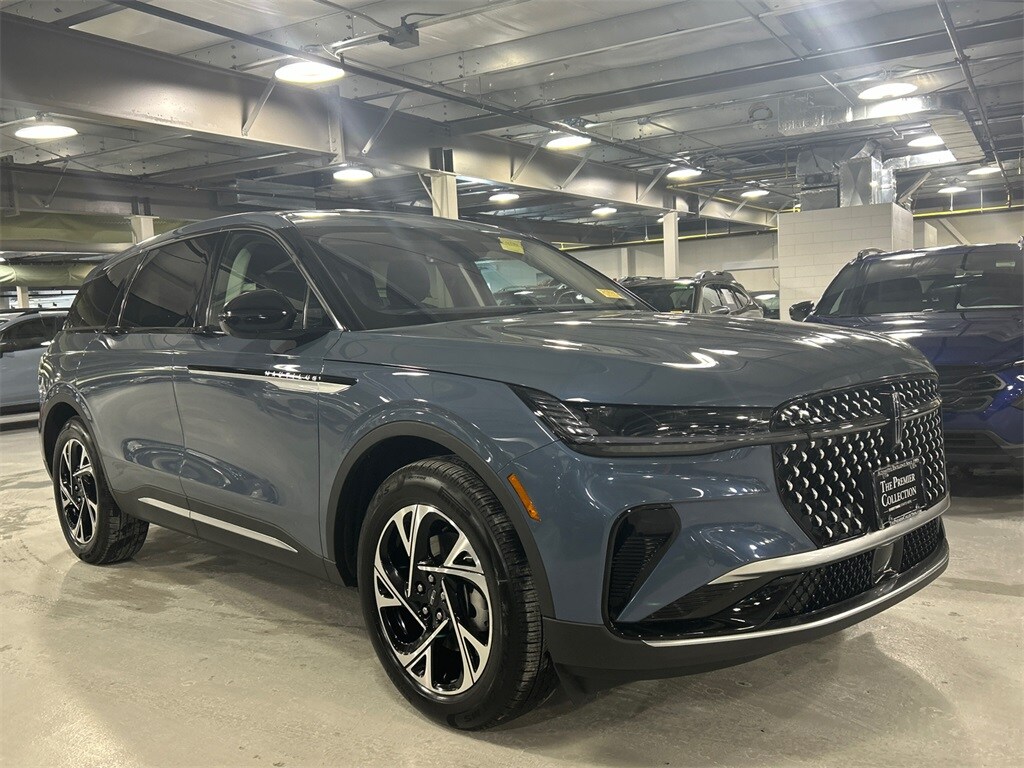 Used 2025 Lincoln Nautilus Premiere SUV