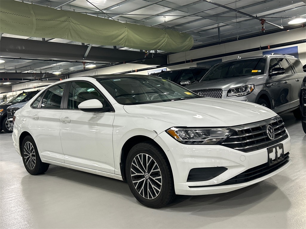 2020 Volkswagen Jetta SE's photo
