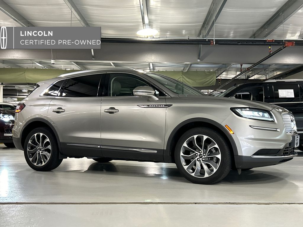2023 Lincoln Nautilus Reserve AWD's photo