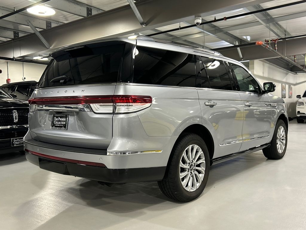 Certified 2022 Lincoln Navigator Standard SUV