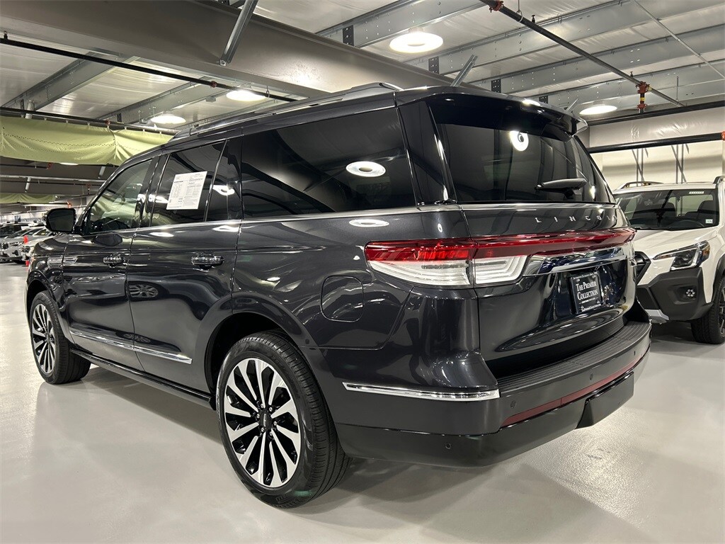 2022 Lincoln Navigator Reserve photo 3