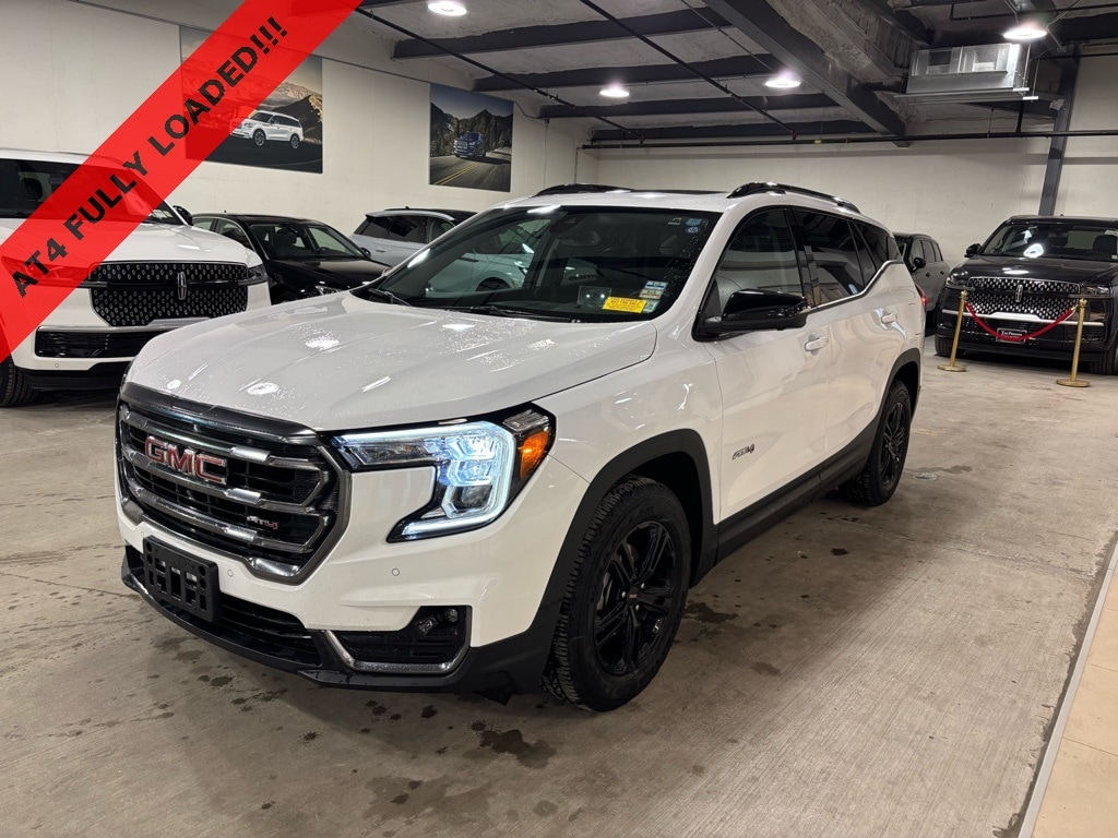 Used 2022 GMC Terrain AT4 SUV