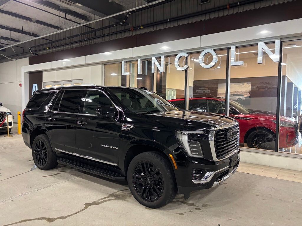 Used 2025 GMC Yukon Elevation SUV