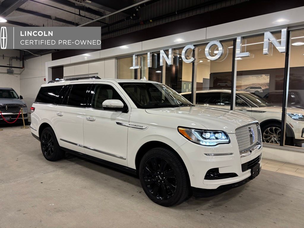 2022 Lincoln Navigator Reserve L 4WD's photo