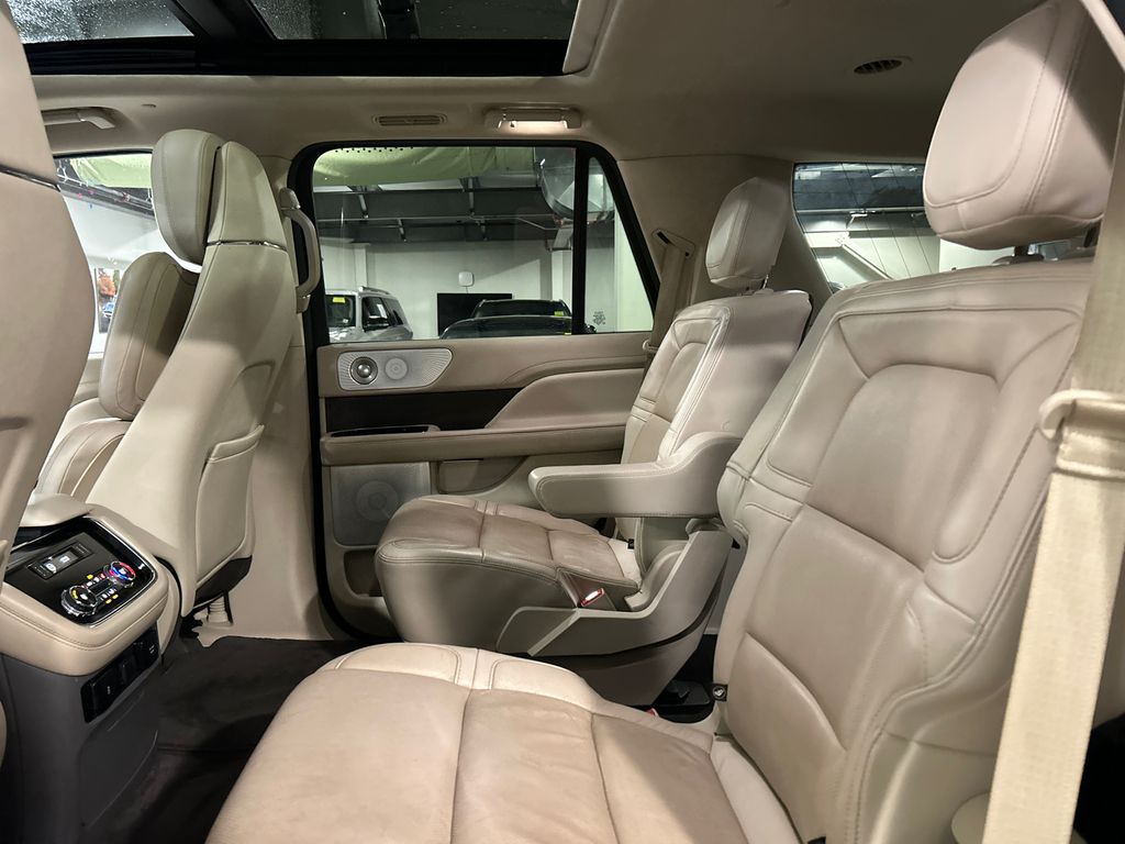 2021 Lincoln Navigator Reserve - Photo 22
