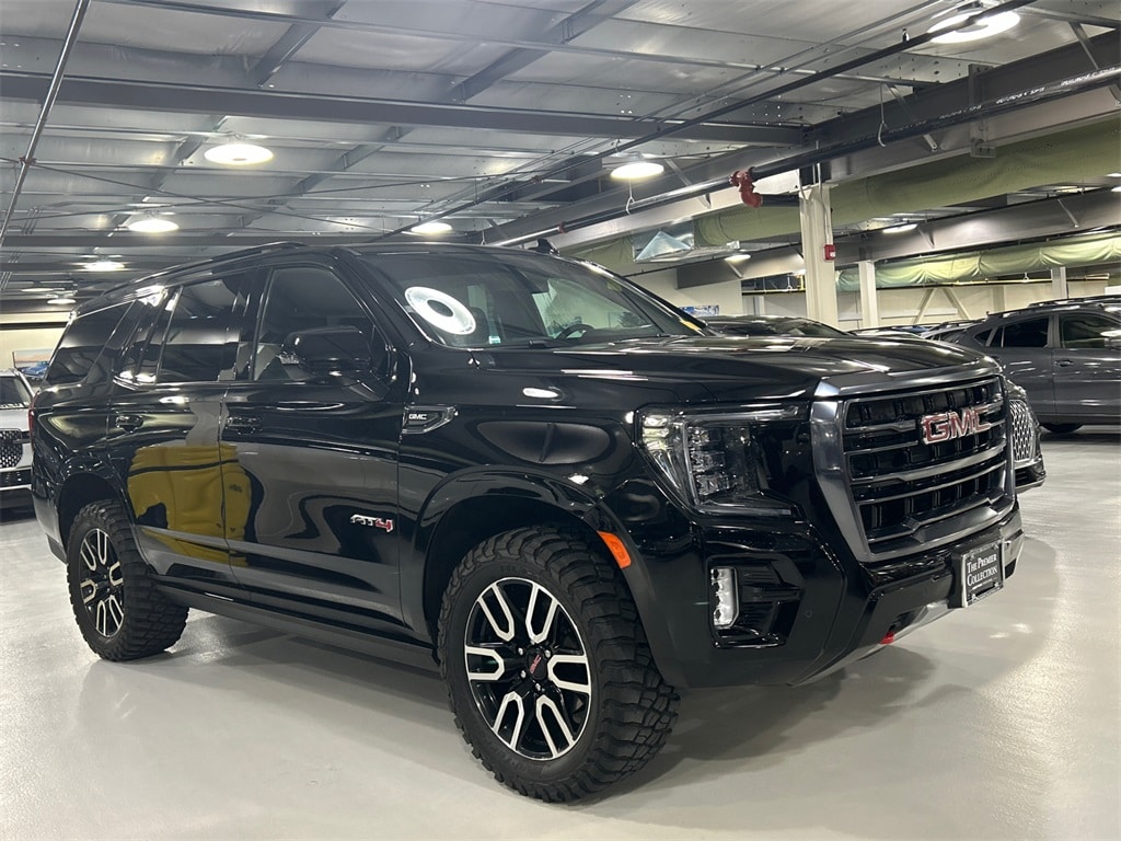 2022 GMC Yukon AT4's photo