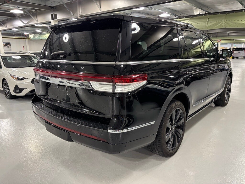2022 Lincoln Navigator Reserve photo 3