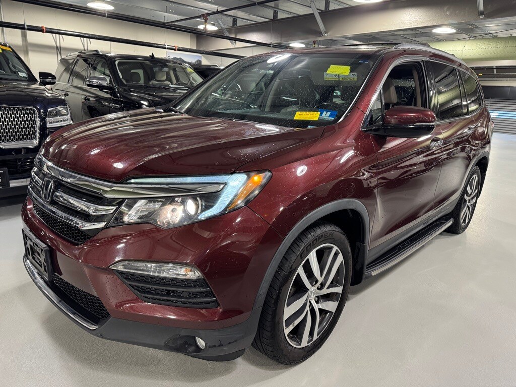 2018 Honda Pilot Touring photo 3