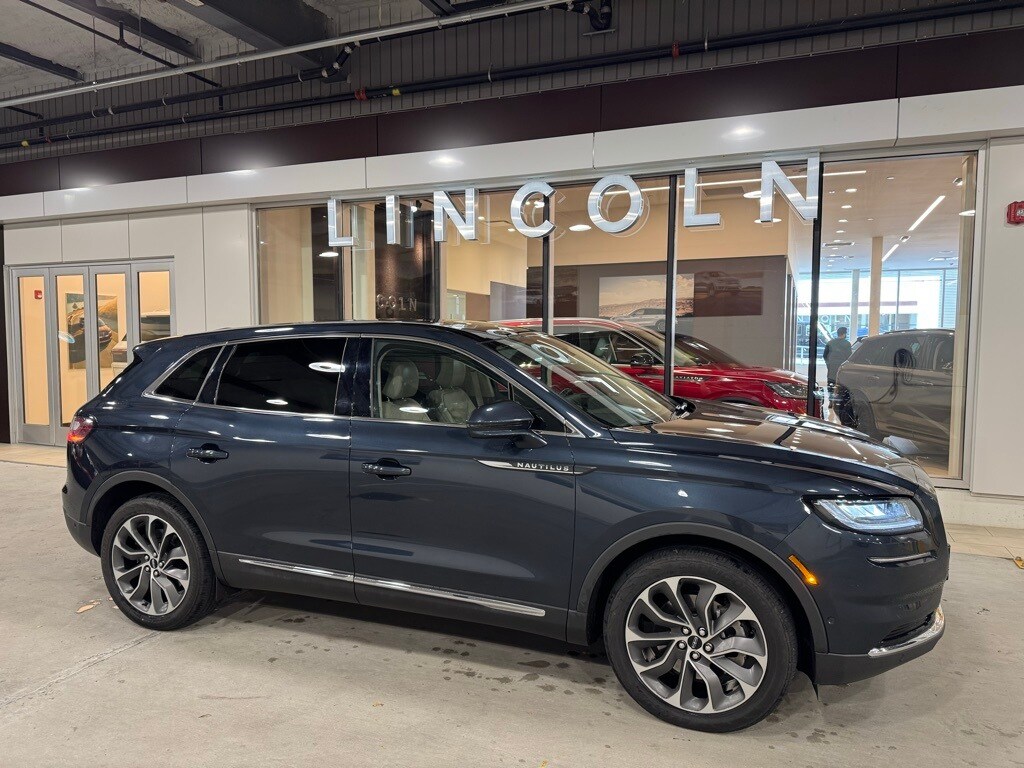 Used 2022 Lincoln Nautilus Reserve SUV