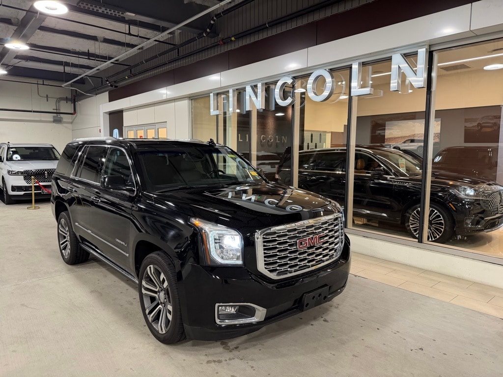 2019 GMC Yukon Denali's photo