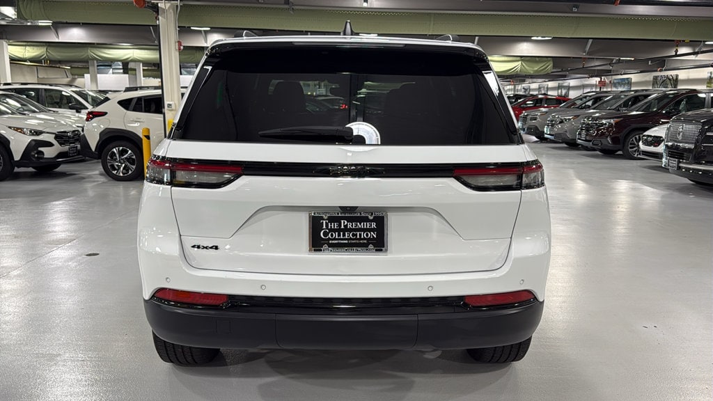 Used 2023 Jeep Grand Cherokee Altitude X SUV