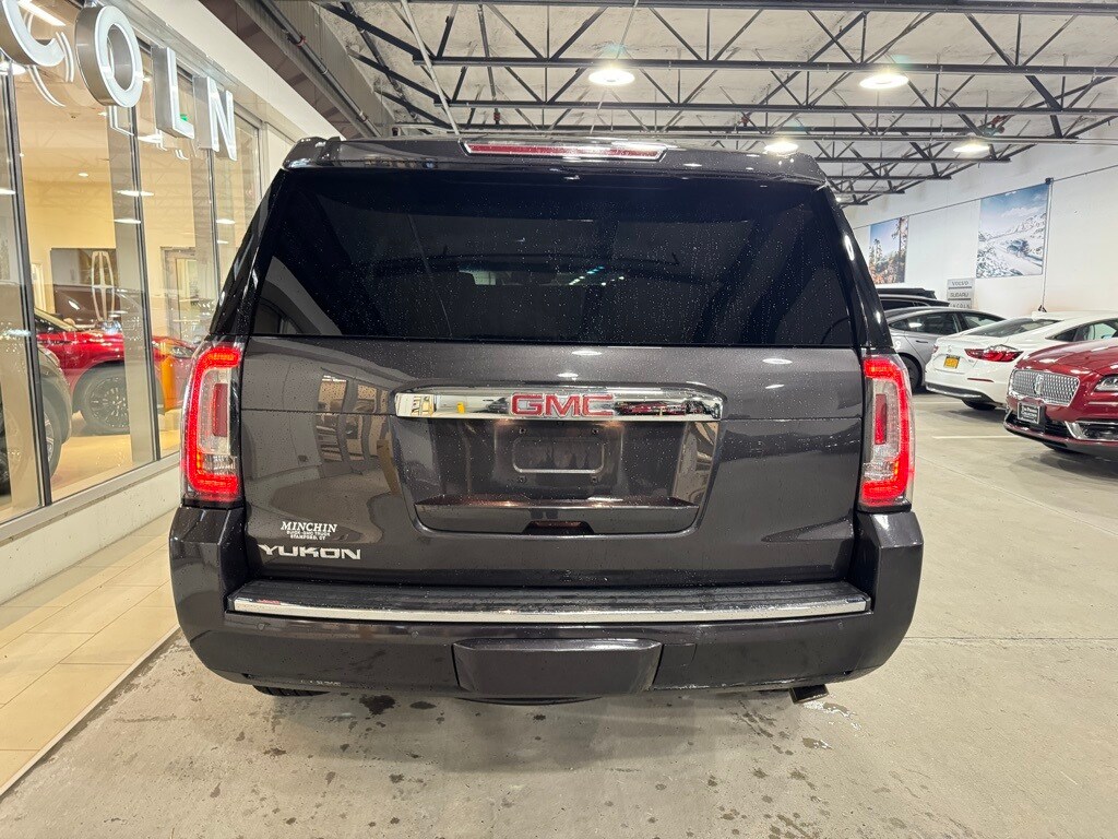 2016 Gmc Yukon Denali photo 3
