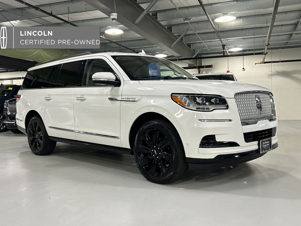 2022 Lincoln Navigator Reserve L 4WD's photo