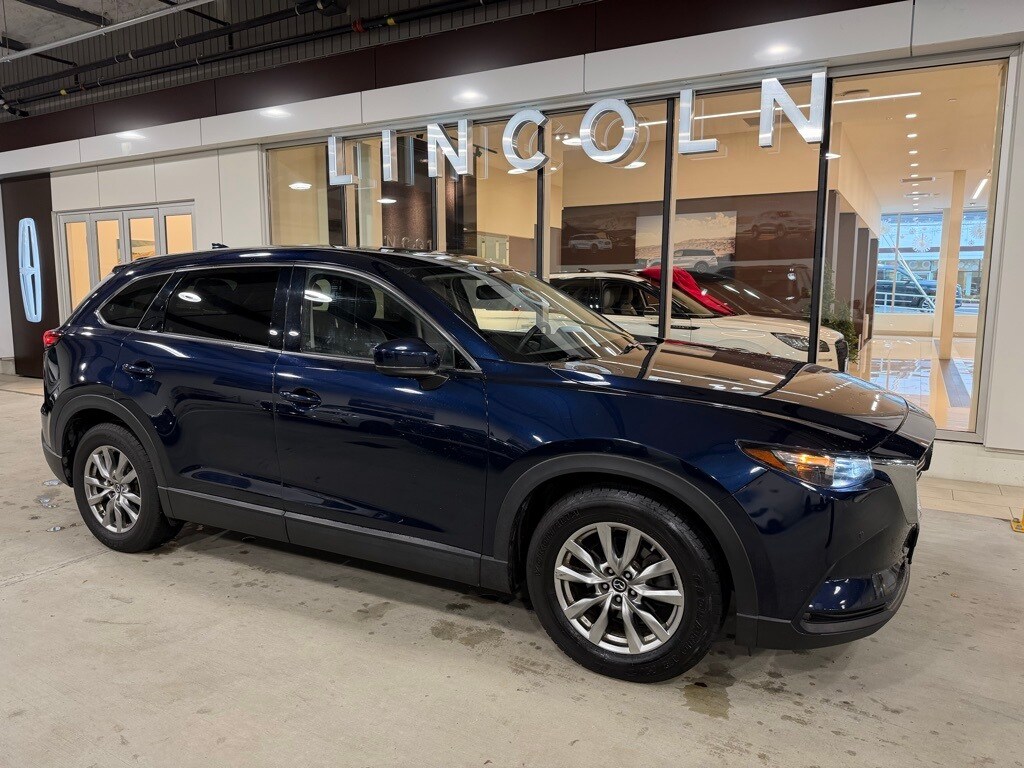 2018 Mazda CX-9 Touring photo 2