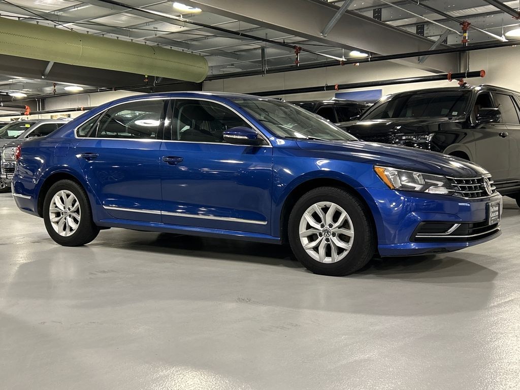 Used 2017 Volkswagen Passat 1.8T S Sedan
