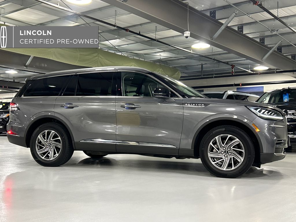 2023 Lincoln Aviator AWD's photo