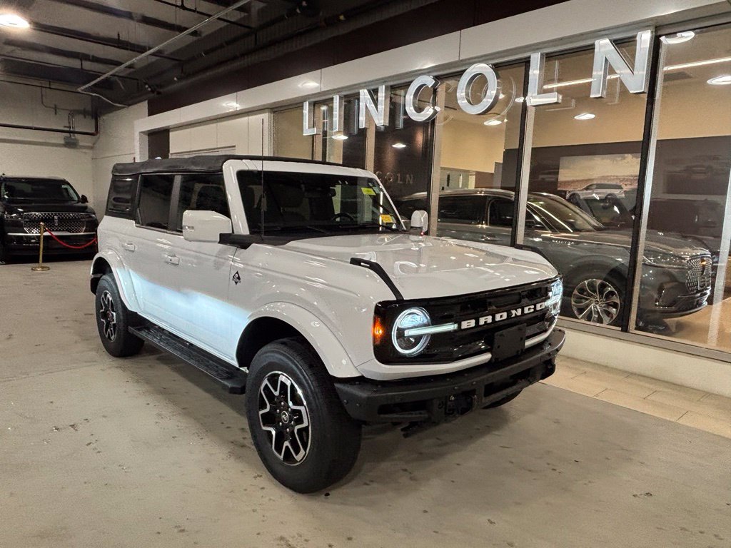 Used 2022 Ford Bronco Outer Banks SUV