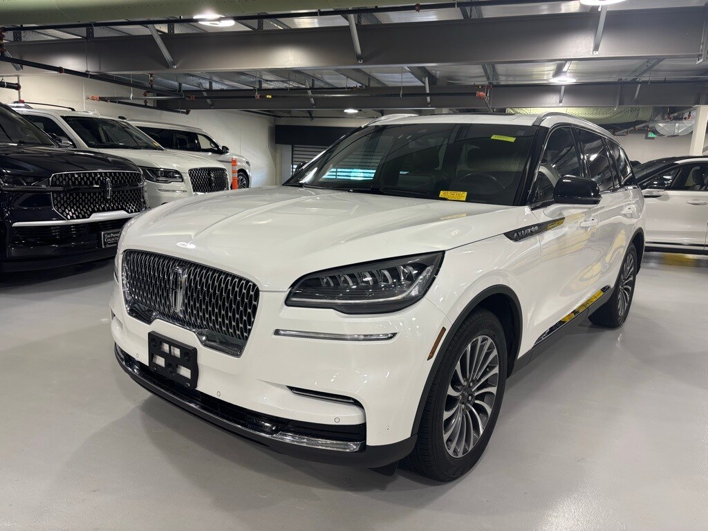 2022 Lincoln Aviator Reserve photo 2