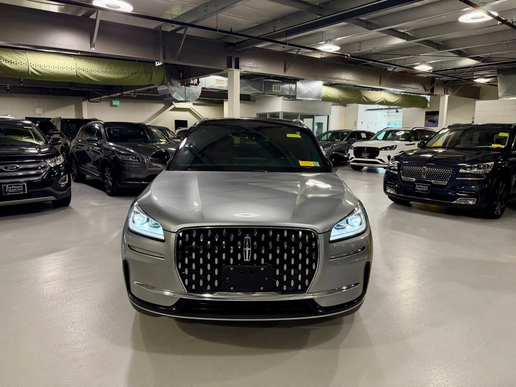 2023 Lincoln Corsair Reserve AWD's photo