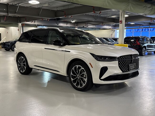 2026 Lincoln Nautilus Reserve SUV