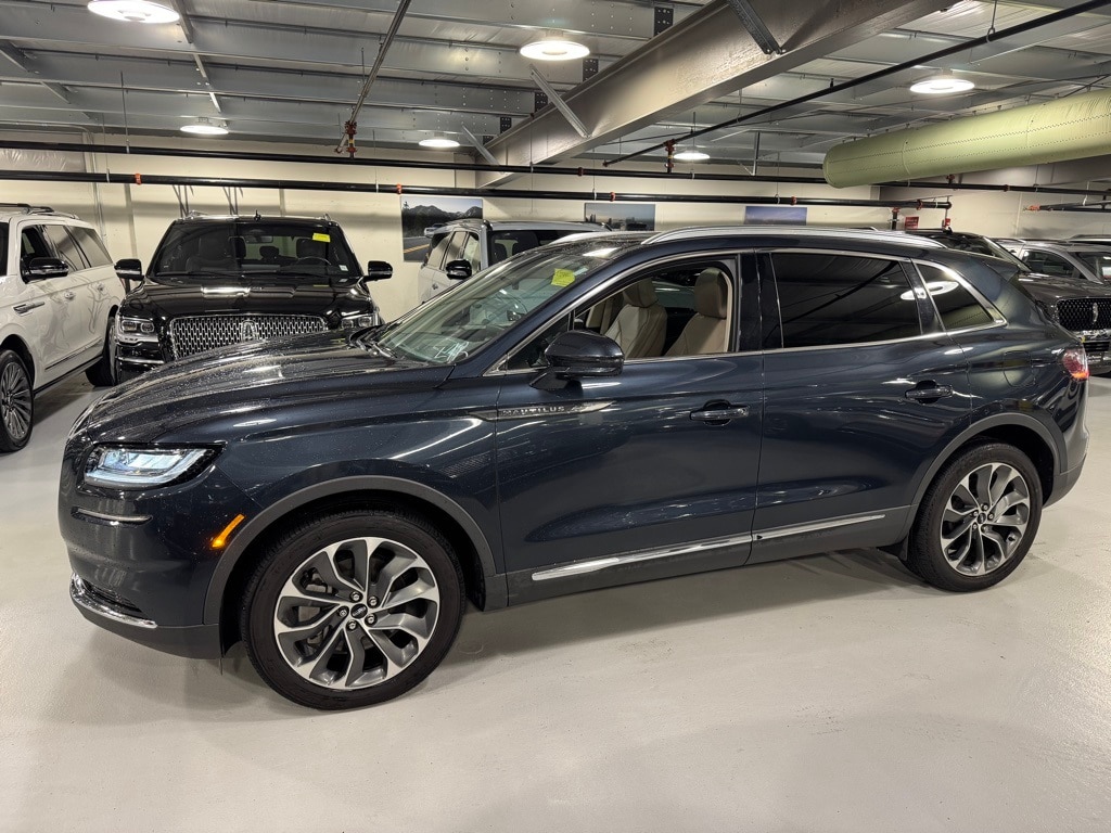Certified 2022 Lincoln Nautilus Reserve with VIN 2LMPJ8KP5NBL13684 for sale in Elmsford, NY