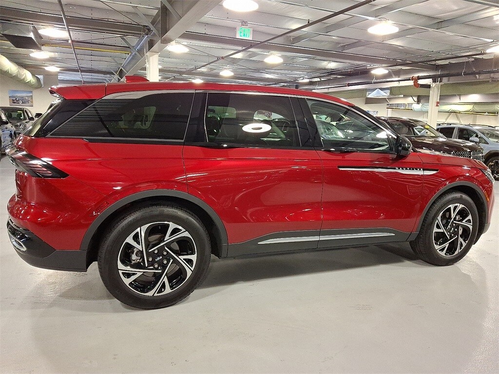 2025 Lincoln Nautilus Premiere photo 4