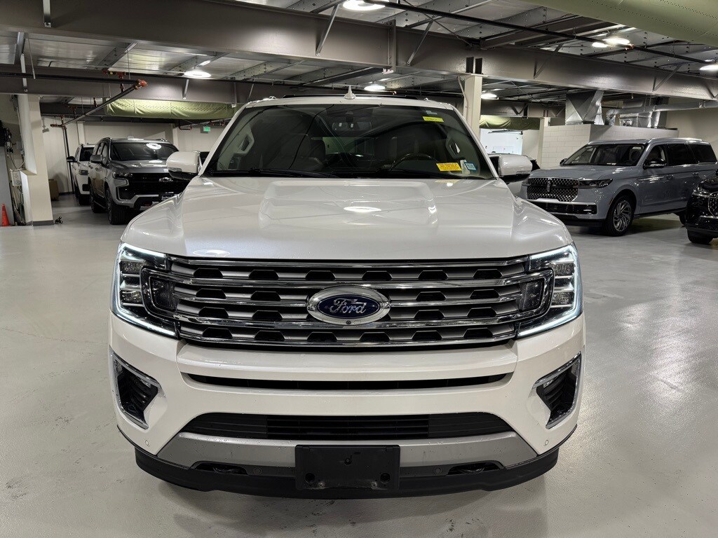 2019 Ford Expedition MAX Limited photo 2