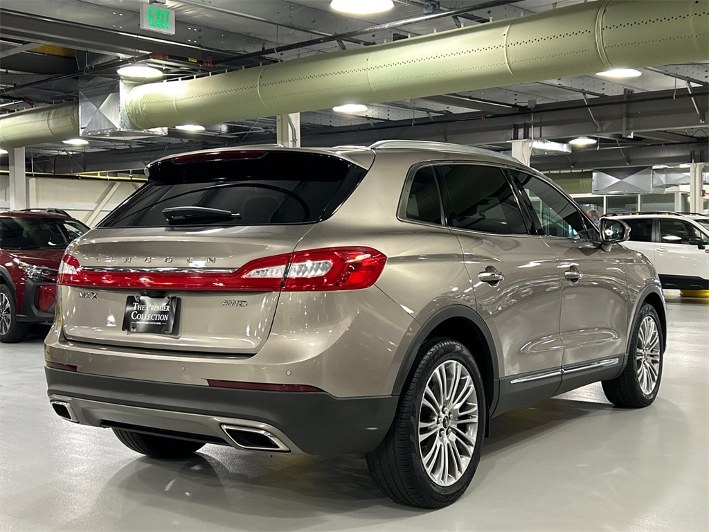Used 2018 Lincoln MKX Reserve with VIN 2LMPJ8LR0JBL29950 for sale in Elmsford, NY