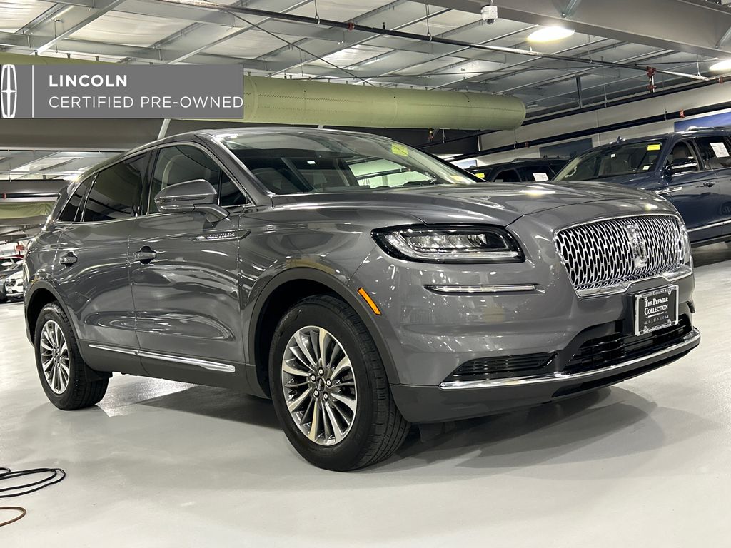 2022 Lincoln Nautilus AWD's photo