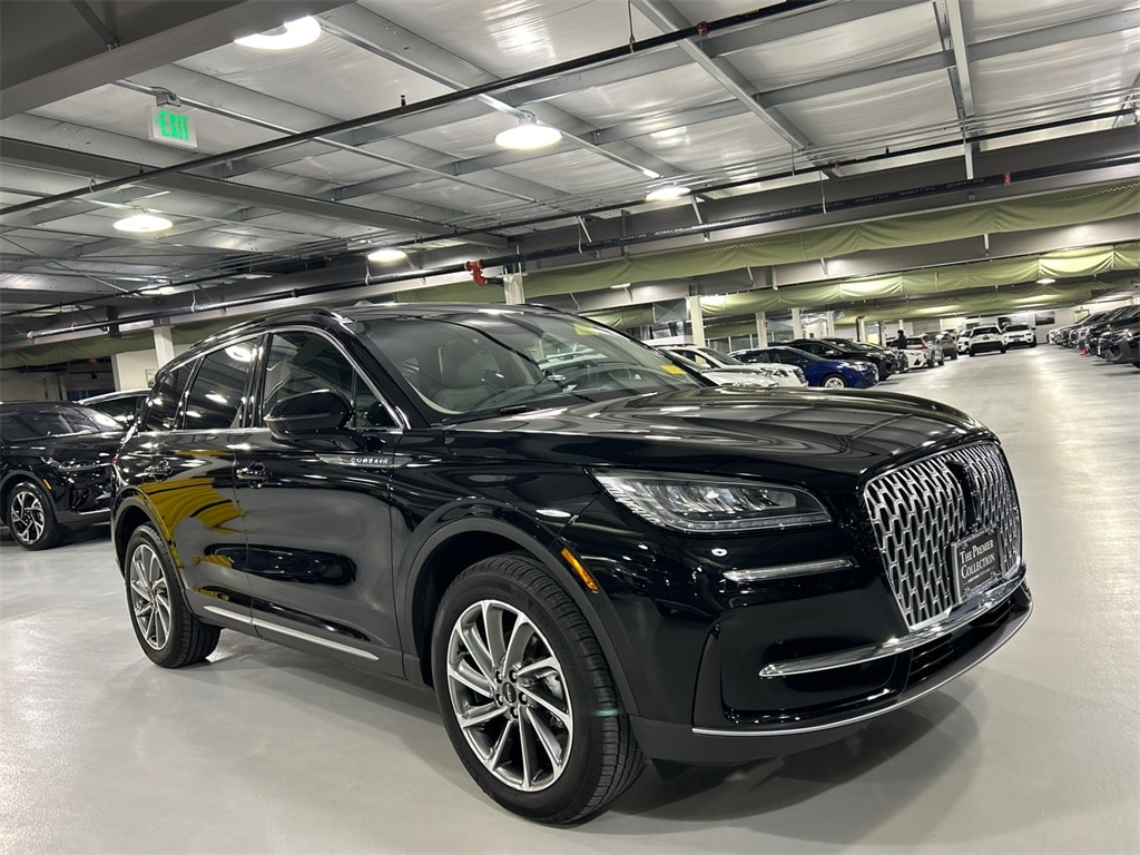 2025 Lincoln Corsair Premiere