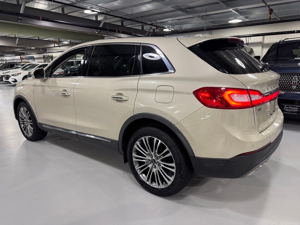 2016 Lincoln MKX Reserve photo 2