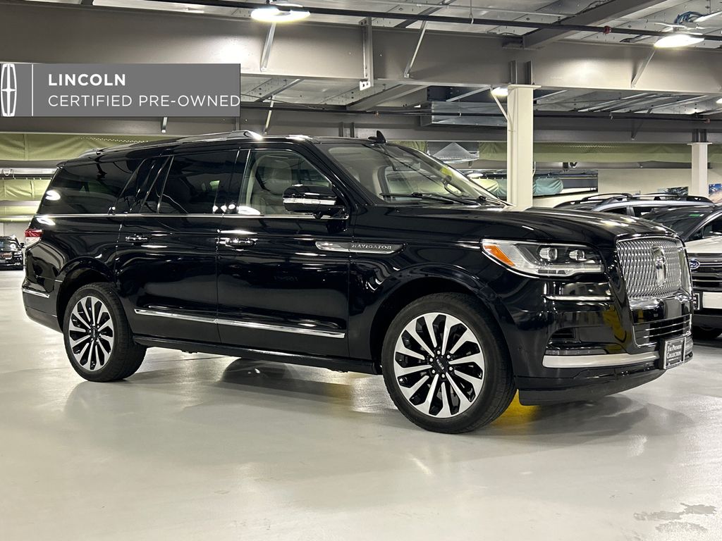2023 Lincoln Navigator Reserve L 4WD's photo
