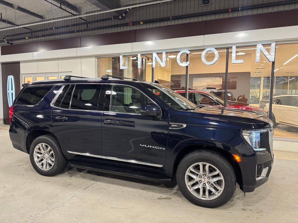 2022 Gmc Yukon SLT photo 2