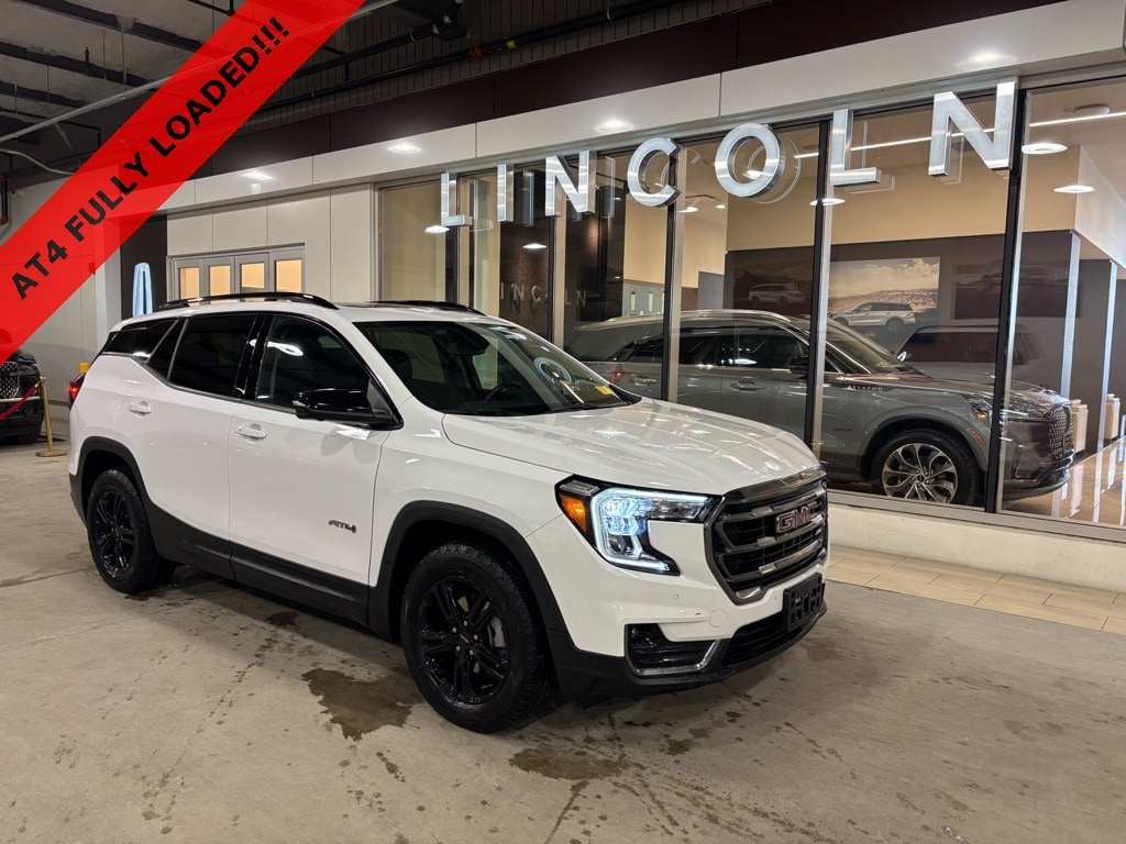 Used 2022 GMC Terrain AT4 SUV