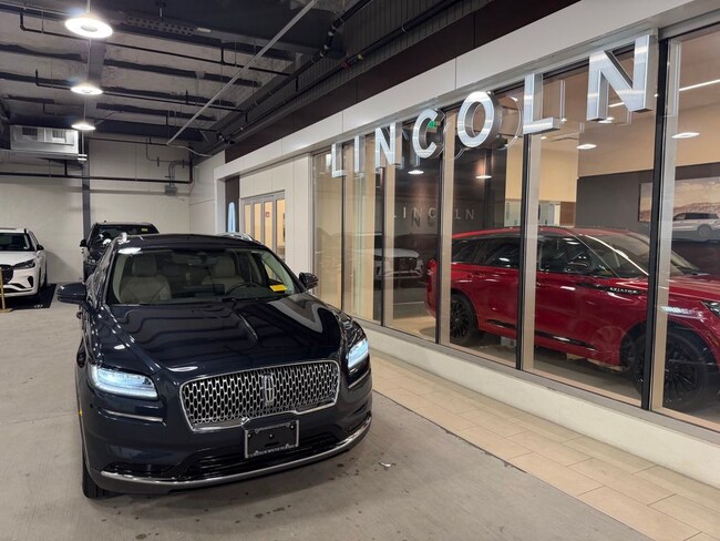 2023 Lincoln Nautilus Reserve SUV