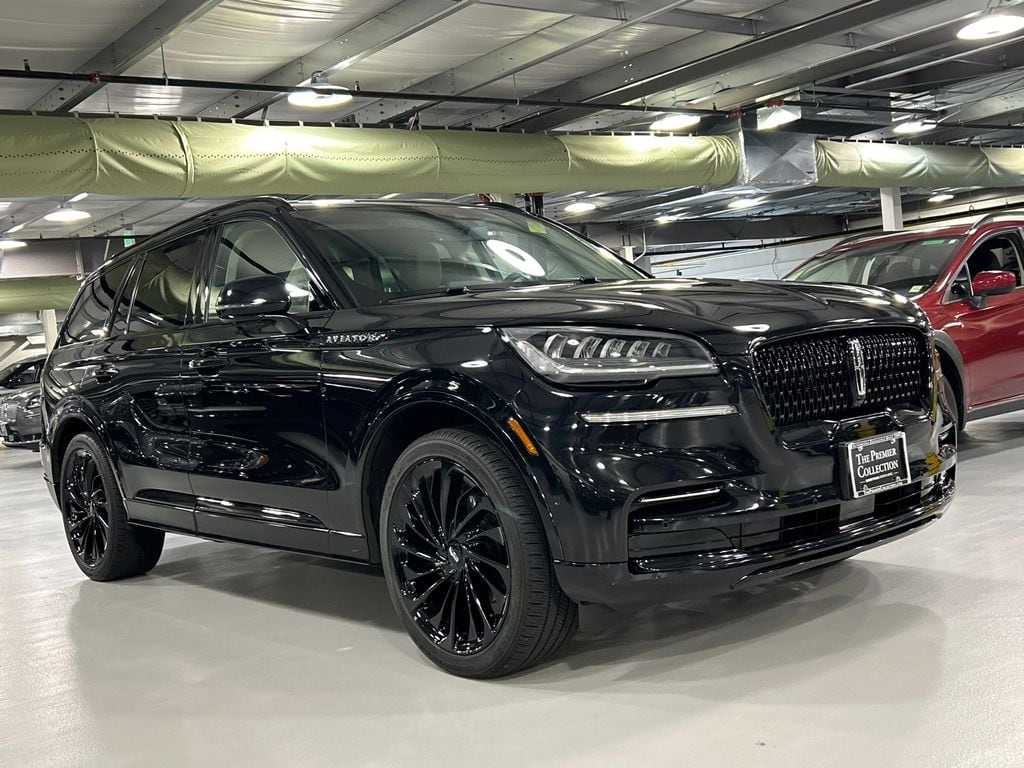 2023 Lincoln Aviator Reserve AWD's photo