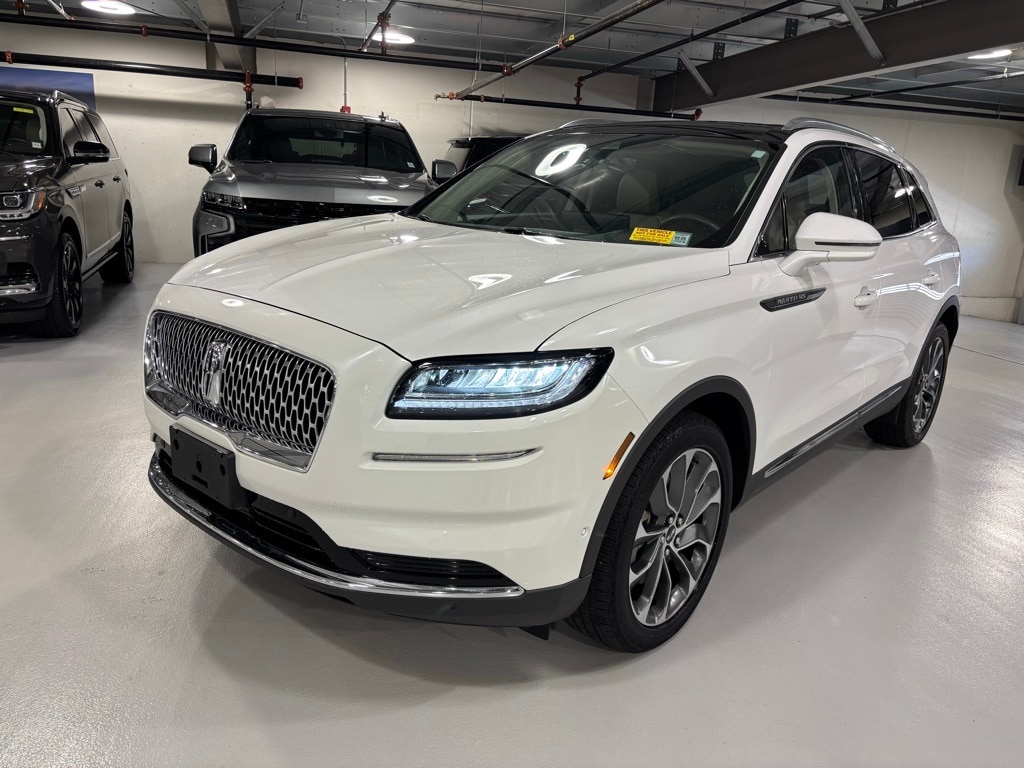 Certified 2022 Lincoln Nautilus Reserve with VIN 2LMPJ8KP7NBL13573 for sale in Elmsford, NY