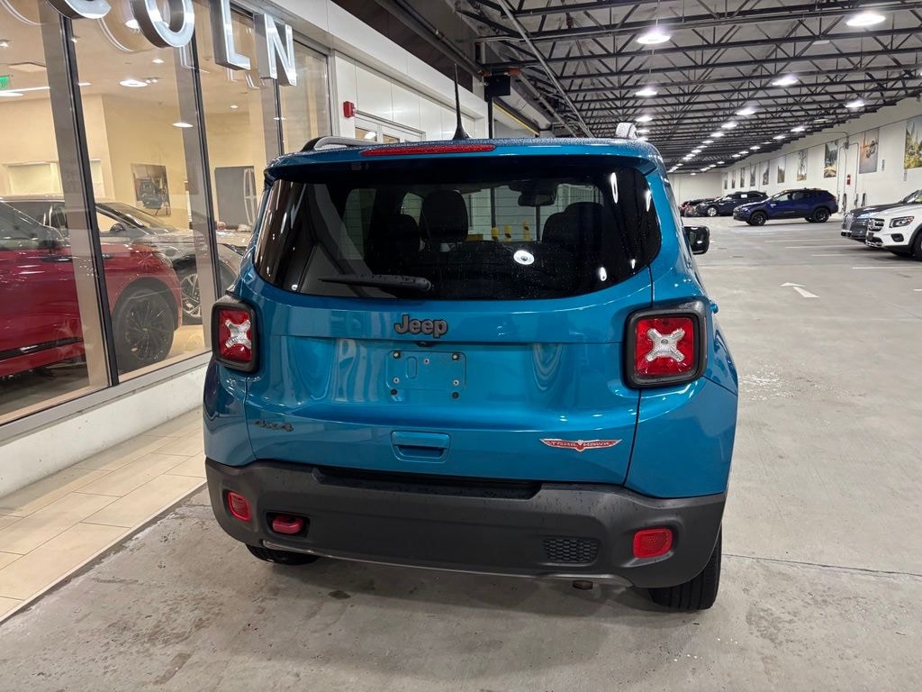 Used 2022 Jeep Renegade Trailhawk SUV