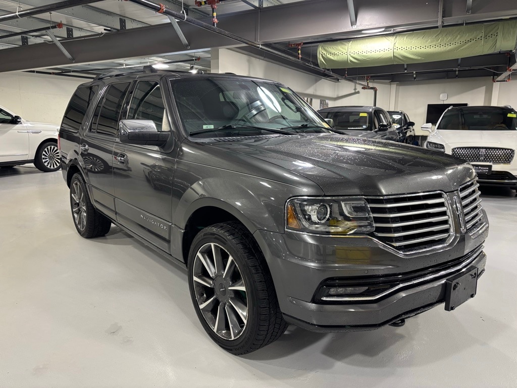 Used 2016 Lincoln Navigator Reserve with VIN 5LMJJ2LTXGEL07152 for sale in Elmsford, NY