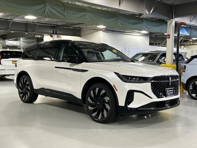 2026 Lincoln Nautilus Reserve SUV