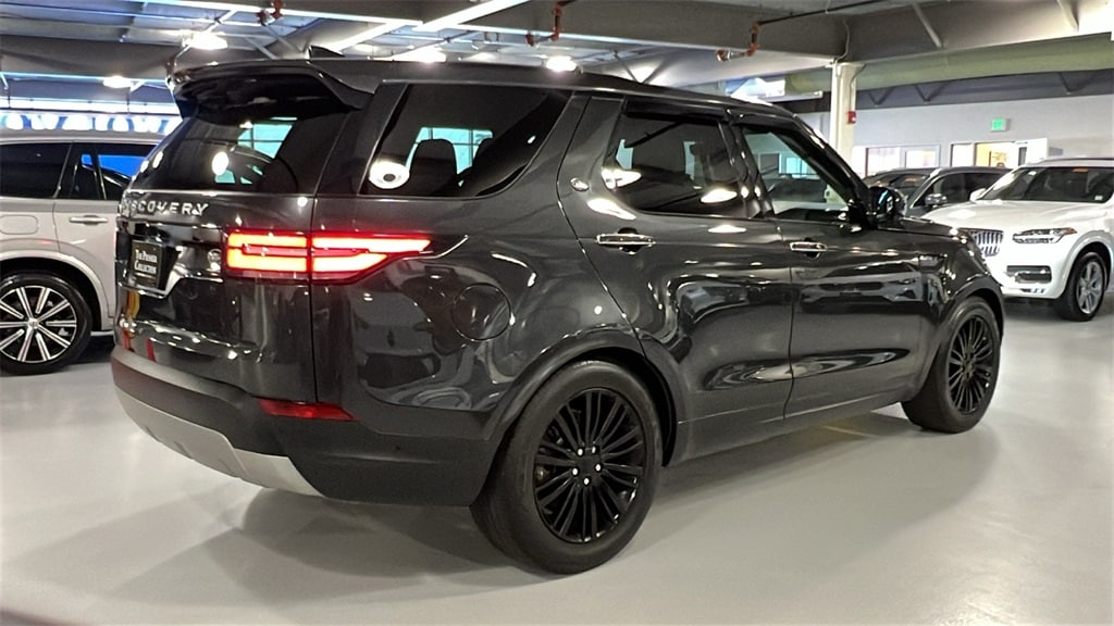 Used 2017 Land Rover Discovery HSE LUX with VIN SALRHBBK1HA025644 for sale in Elmsford, NY