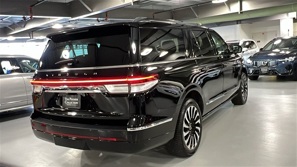 Certified 2022 Lincoln Navigator Black Label L with VIN 5LMJJ3TT2NEL01090 for sale in Elmsford, NY